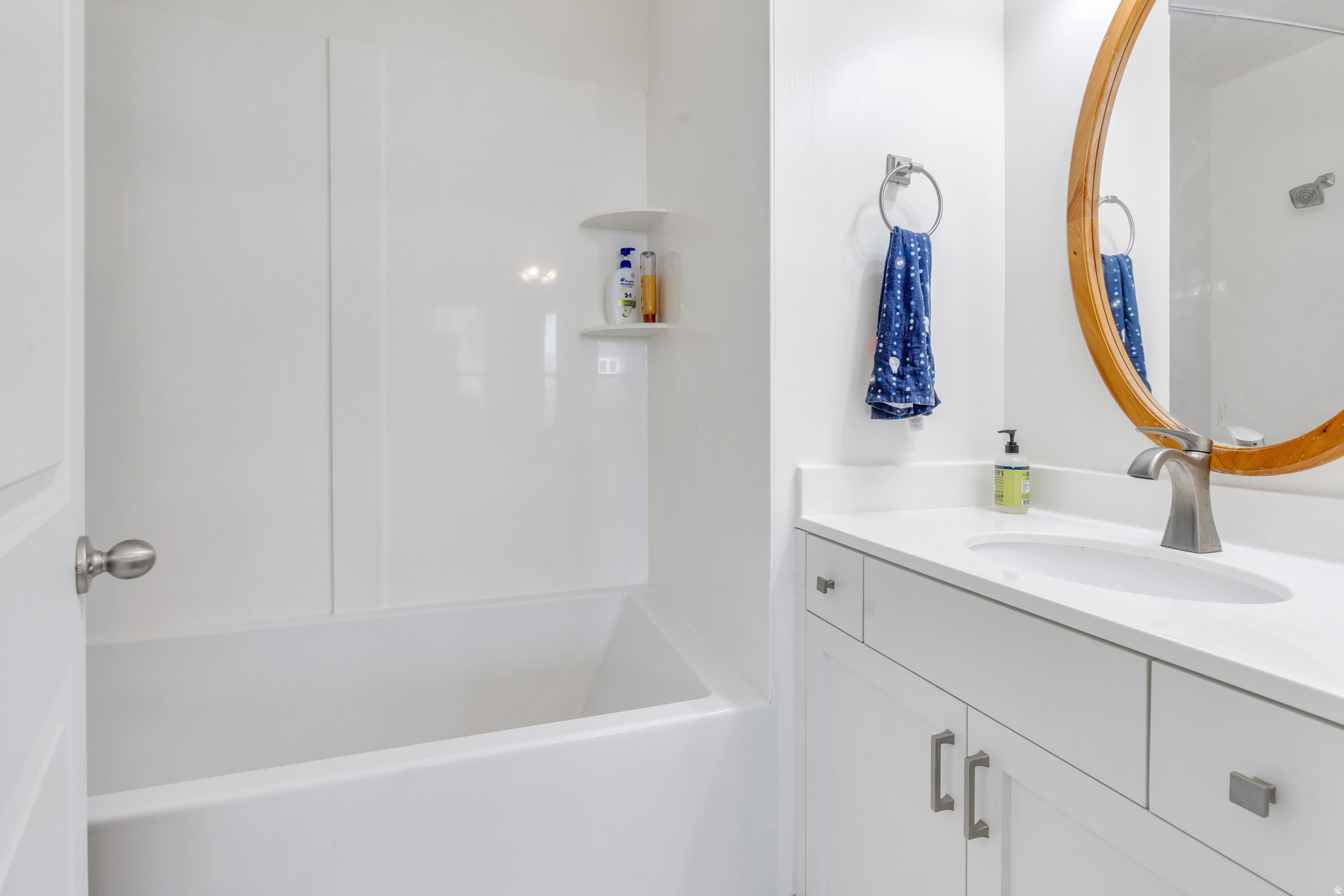 DAYBREAK - Residential