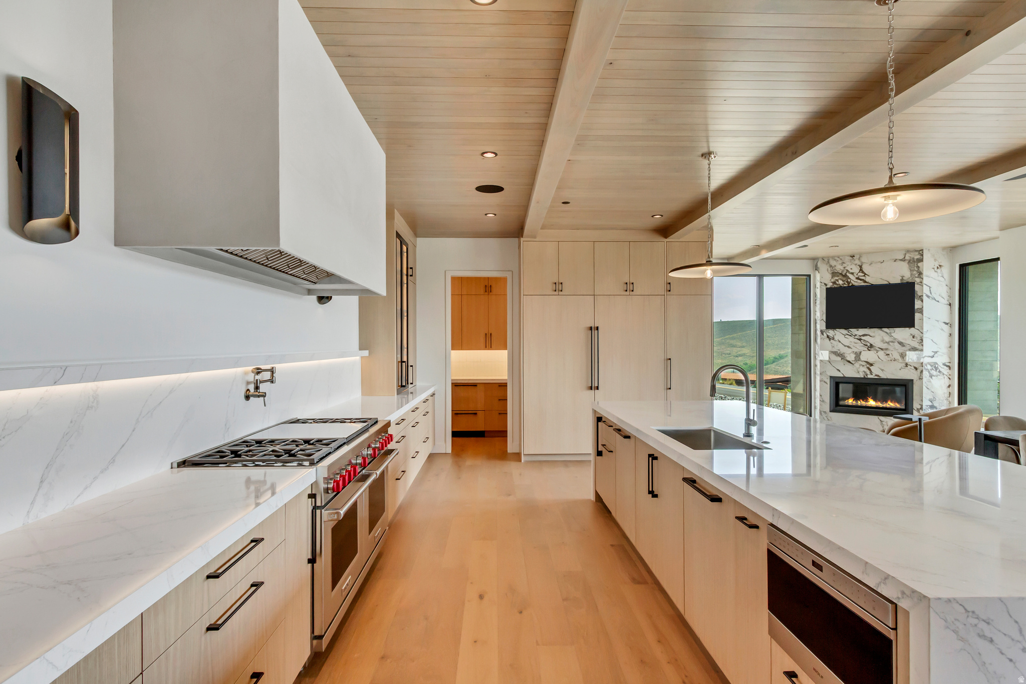 PROMONTORY PAINTED SHORES - Residential