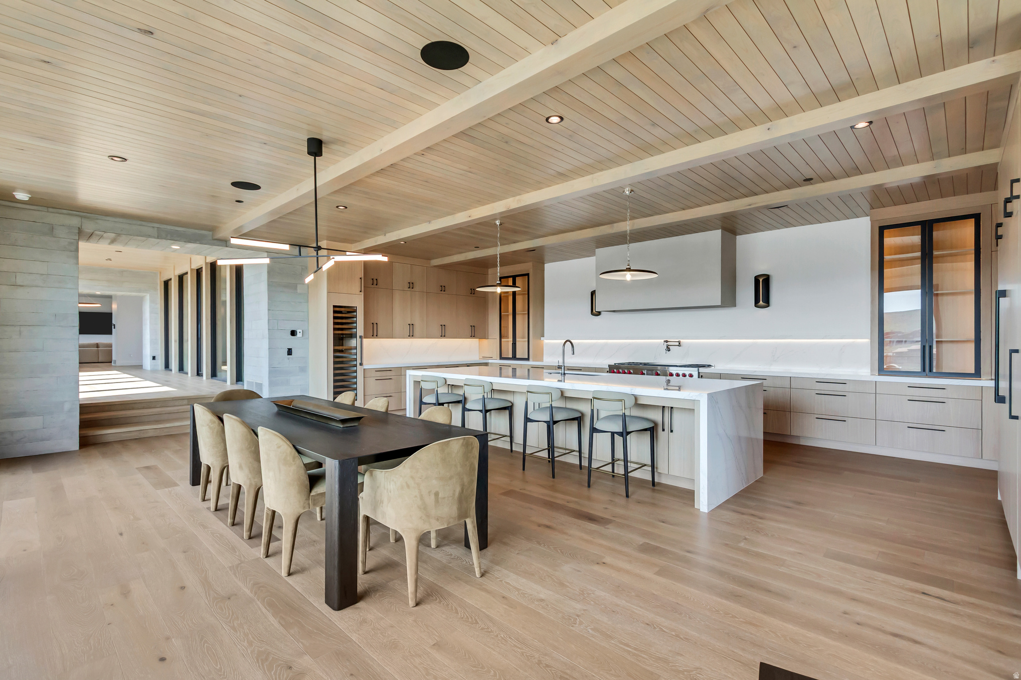 PROMONTORY PAINTED SHORES - Residential