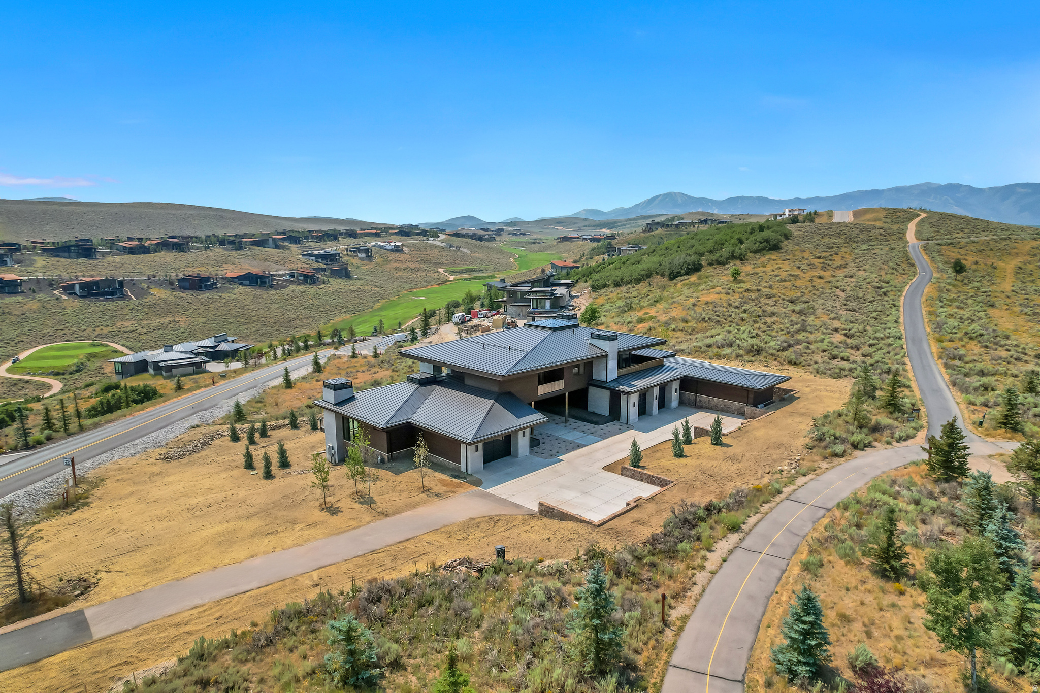 PROMONTORY PAINTED SHORES - Residential