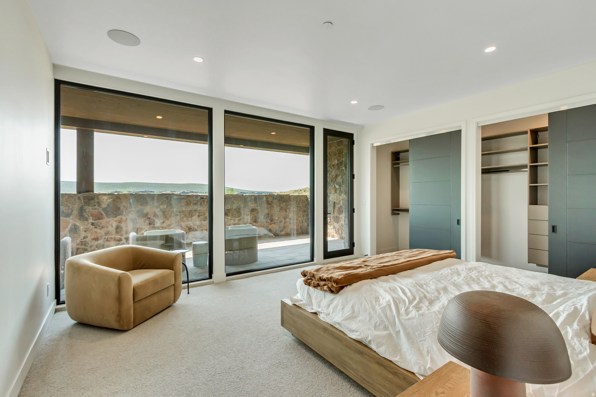 PROMONTORY PAINTED SHORES - Residential