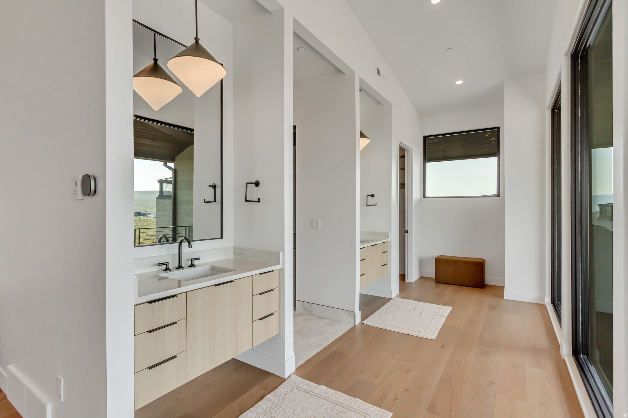 PROMONTORY PAINTED SHORES - Residential