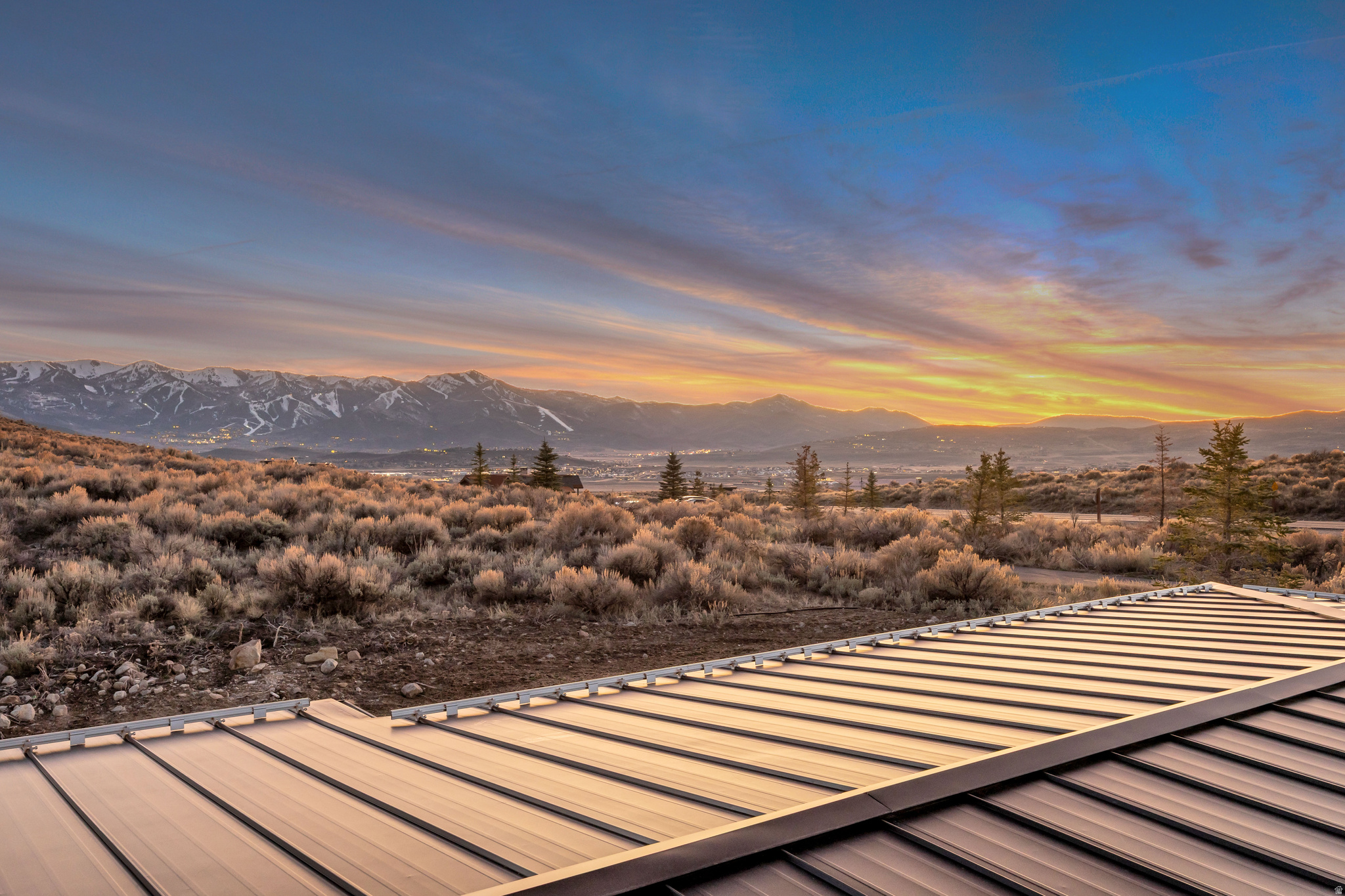 PROMONTORY PAINTED SHORES - Residential