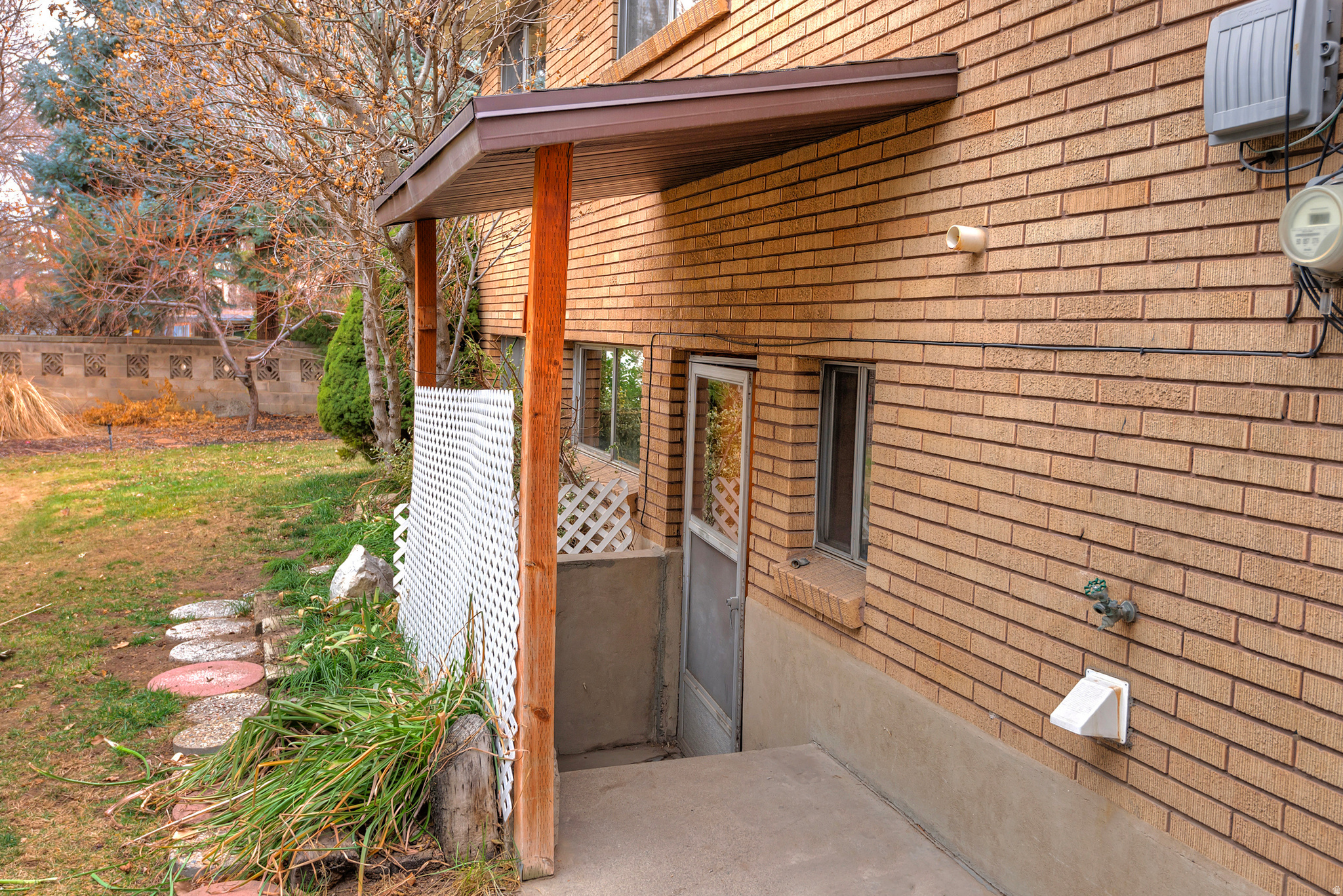 GOLDEN BANTA - Residential