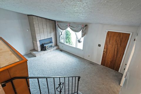 Tiny photo for 4038 S GOLDEN CIR, Millcreek, UT 84124 (MLS # 2137127)