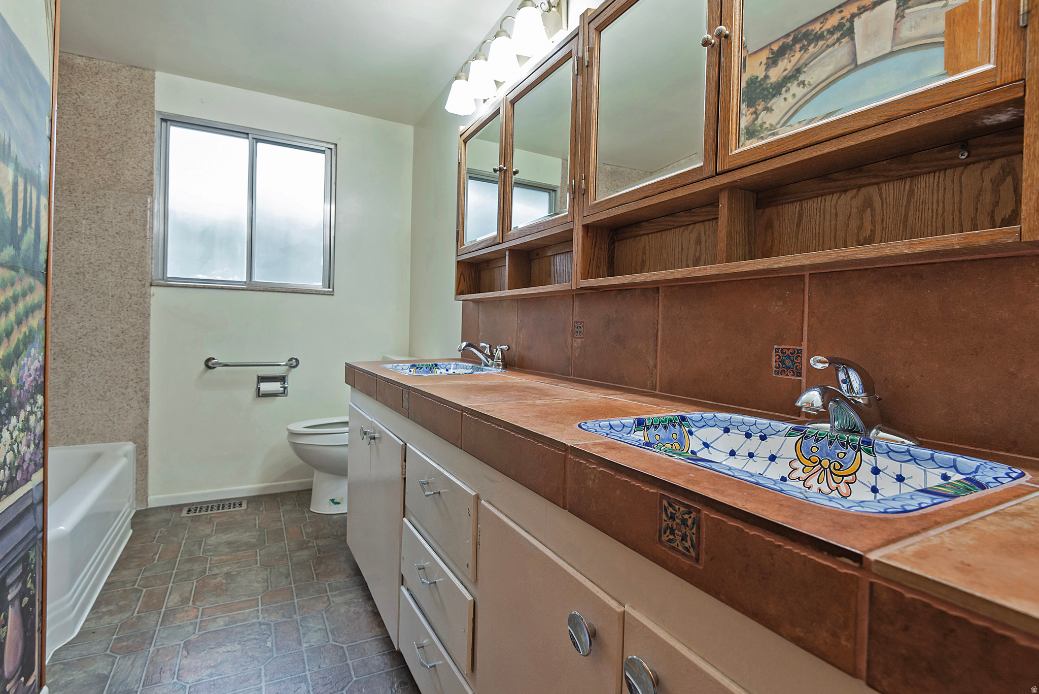 GOLDEN BANTA - Residential