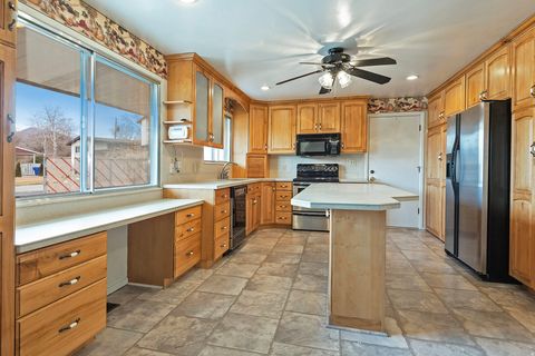 Tiny photo for 4038 S GOLDEN CIR, Millcreek, UT 84124 (MLS # 2137127)