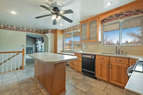 Tiny photo for 4038 S GOLDEN CIR, Millcreek, UT 84124 (MLS # 2137127)