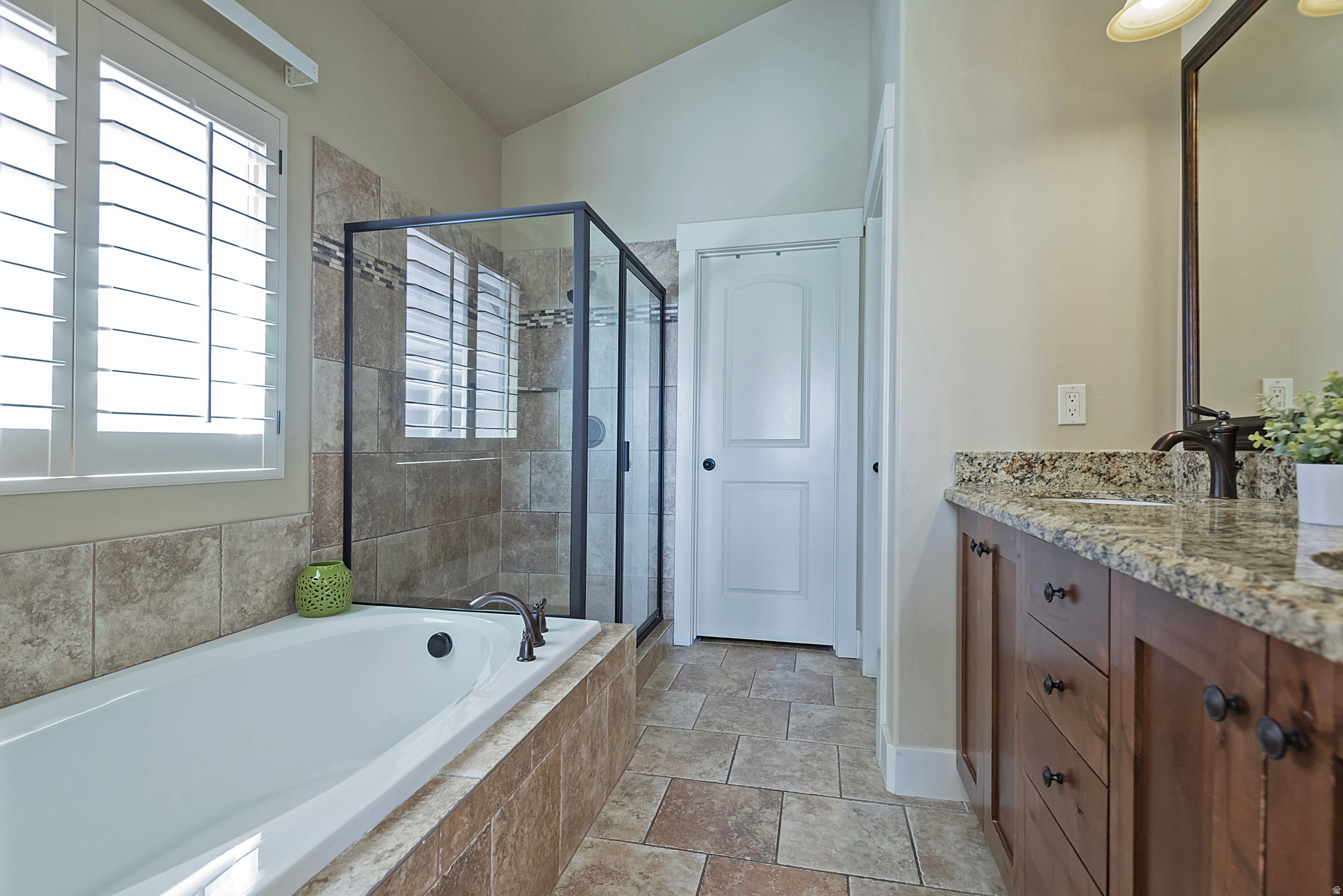 WESTERN SPRINGS - Residential