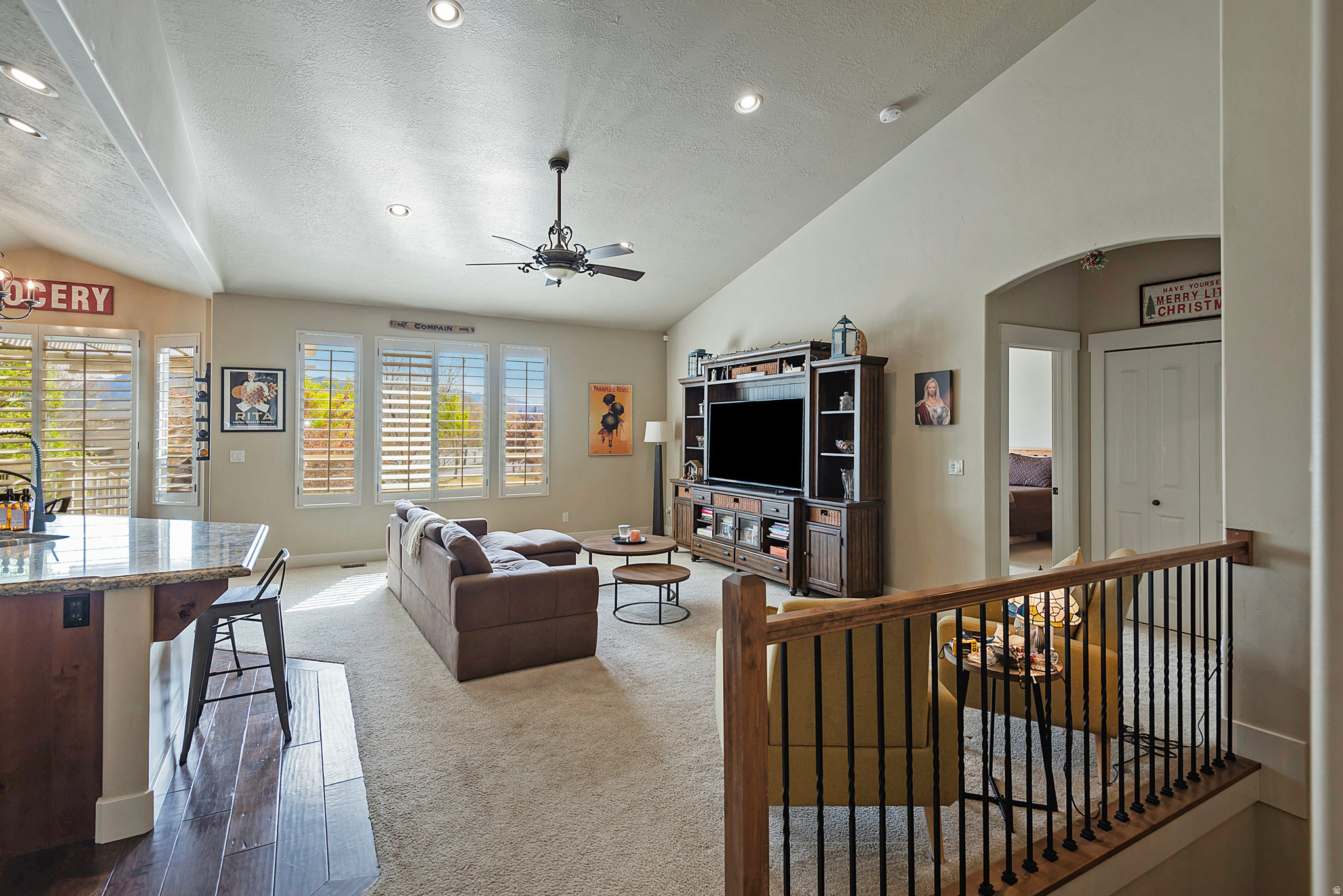 WESTERN SPRINGS - Residential