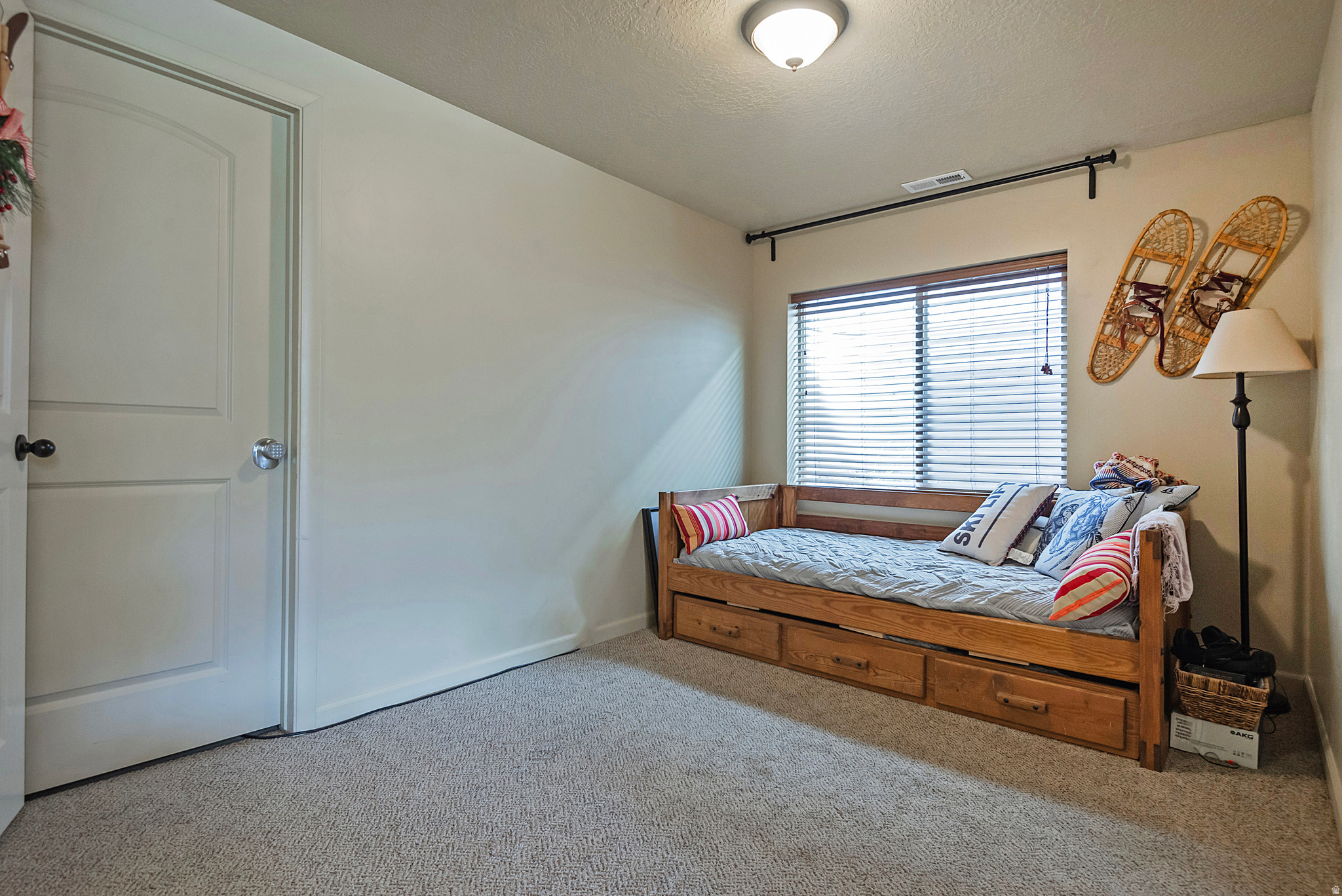 WESTERN SPRINGS - Residential