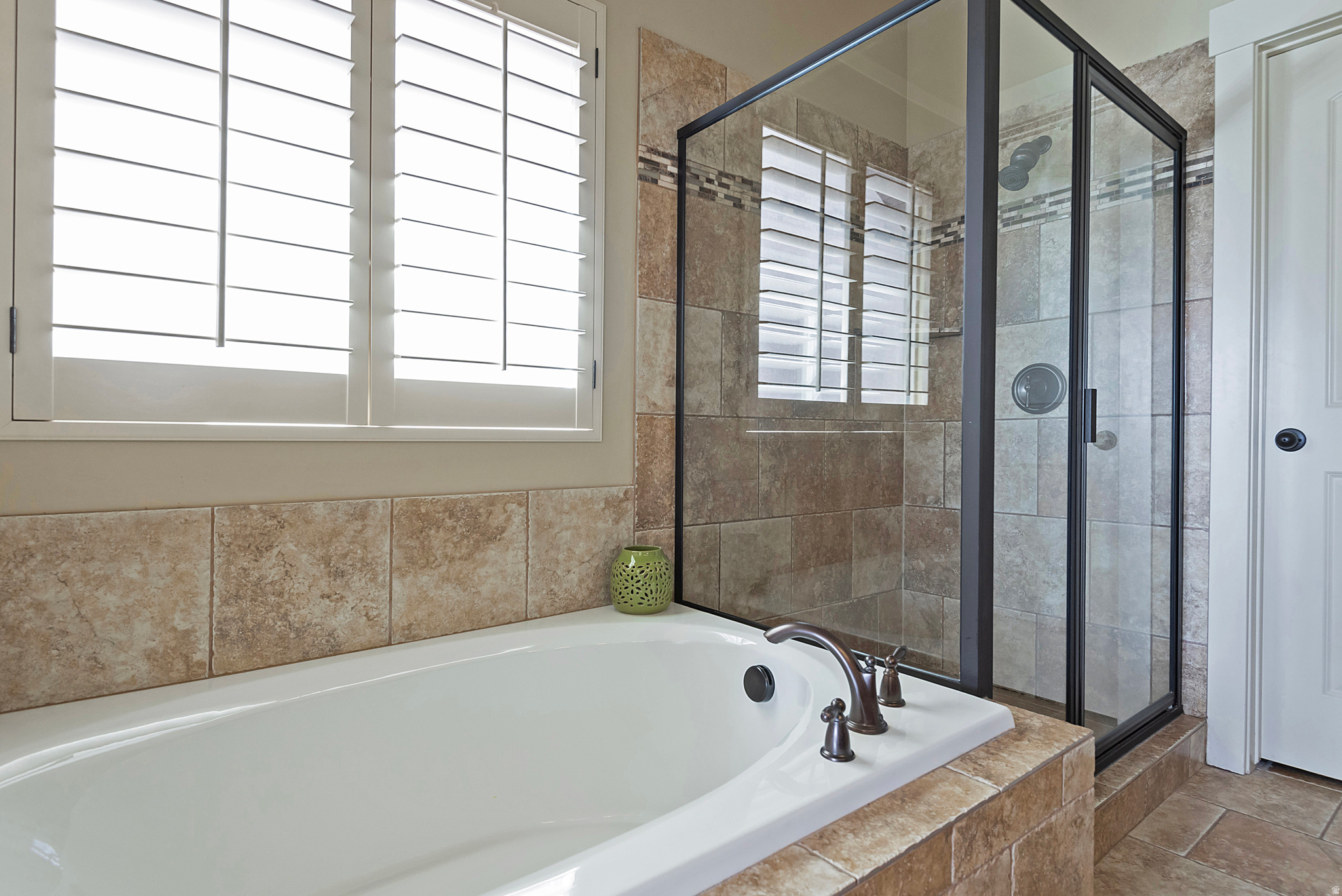 WESTERN SPRINGS - Residential