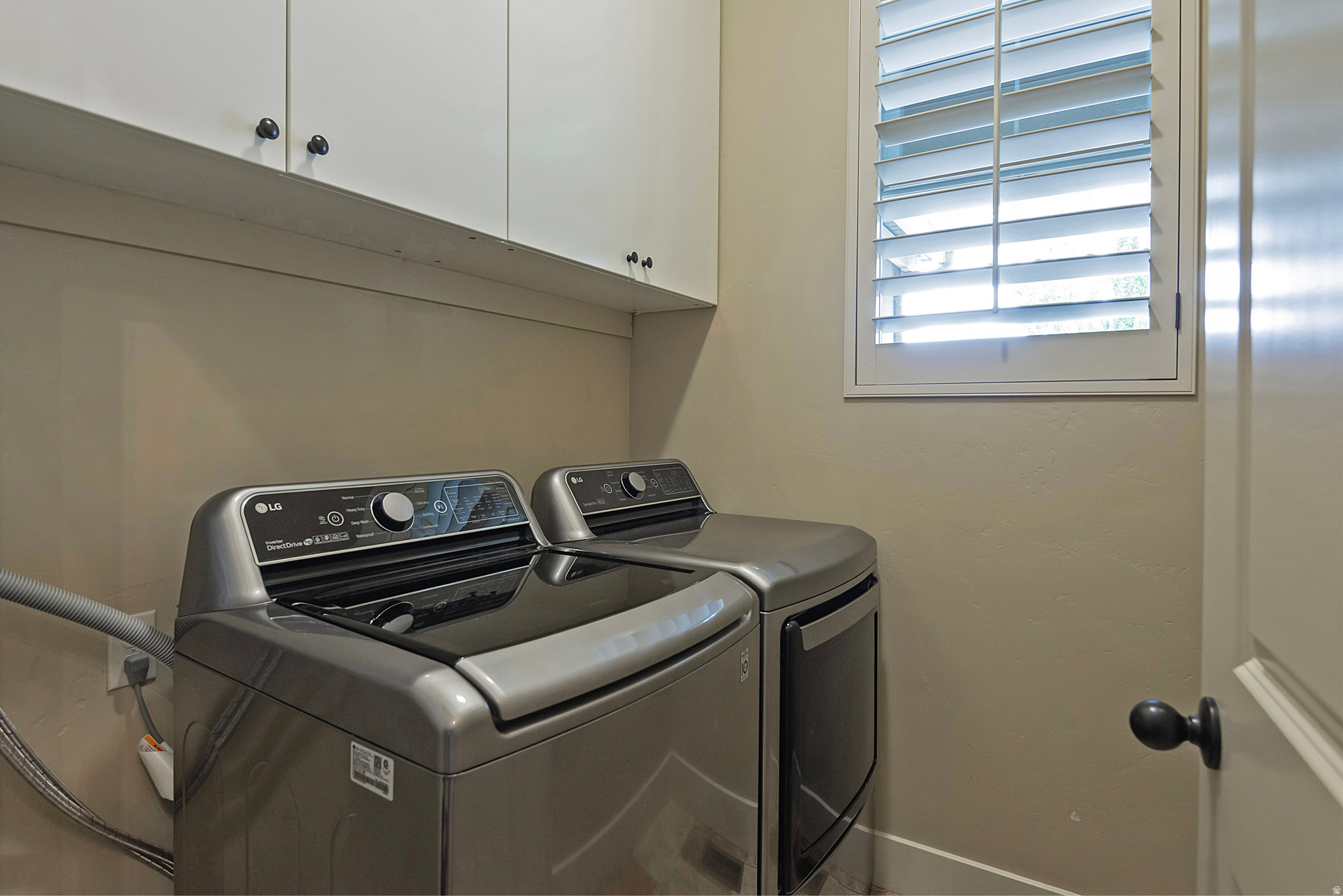 WESTERN SPRINGS - Residential