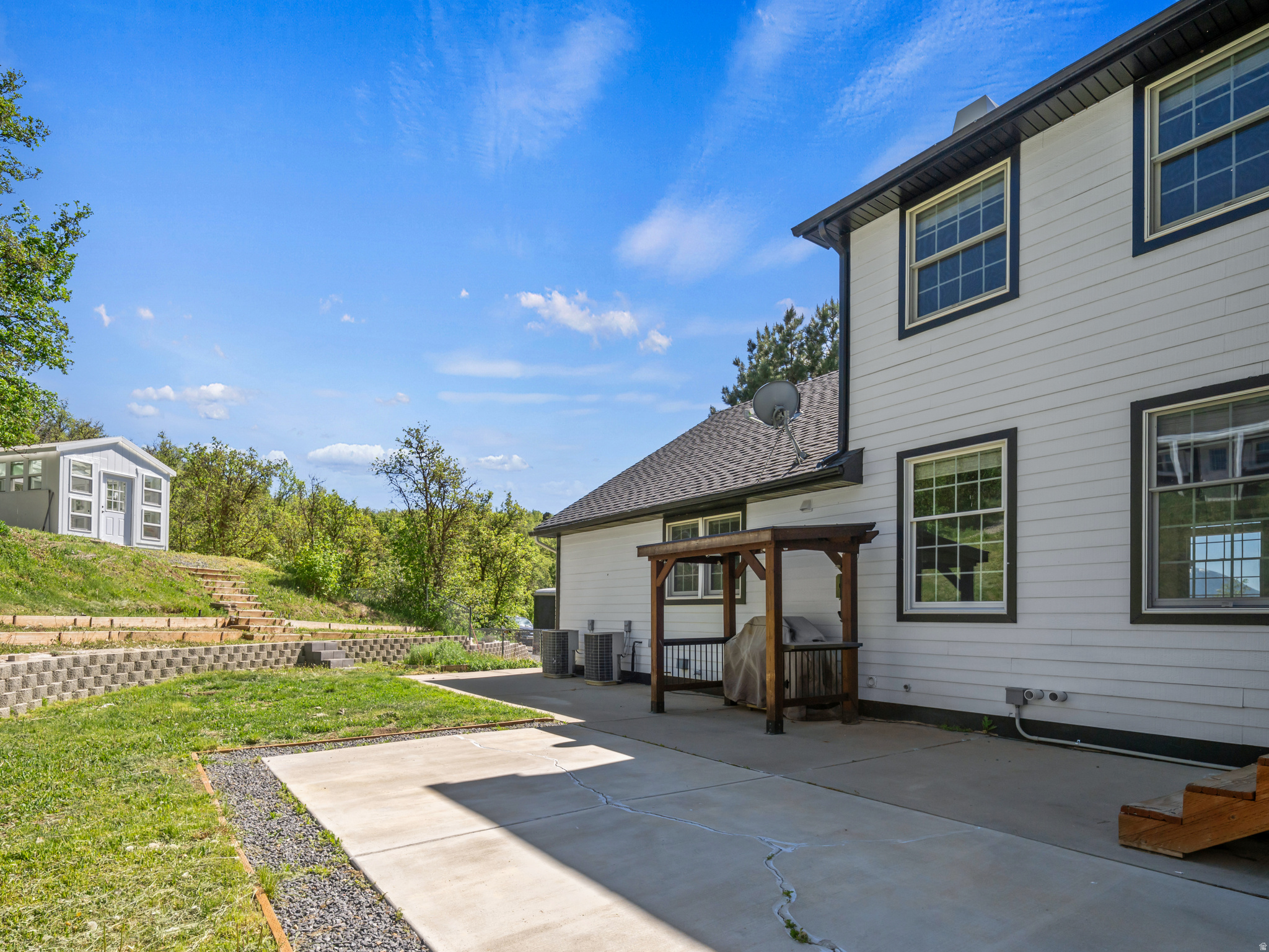 GREEN HILL COUNTRY - Residential