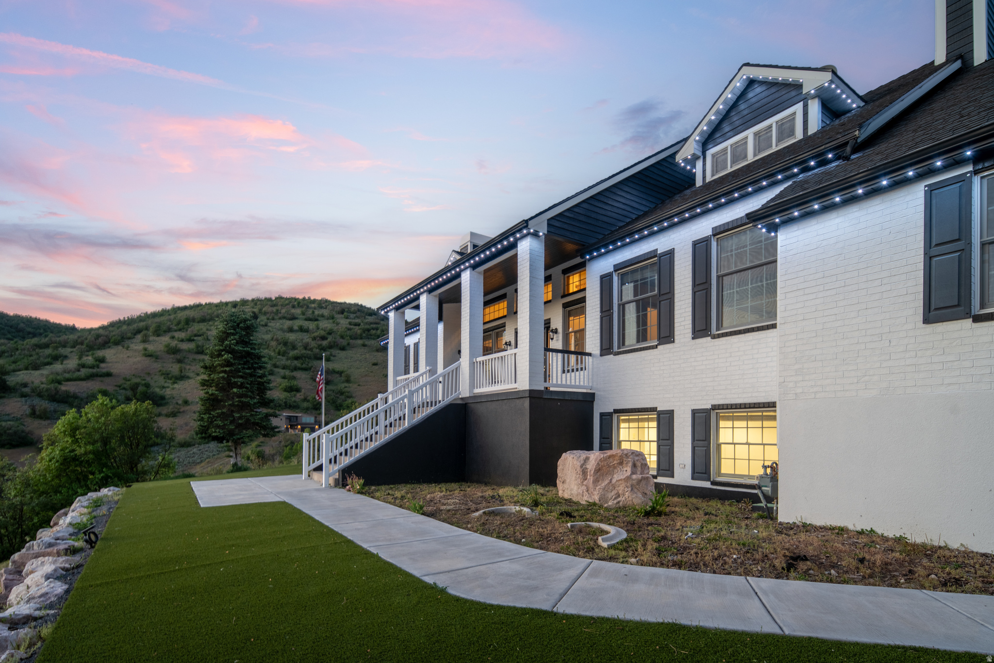 GREEN HILL COUNTRY - Residential