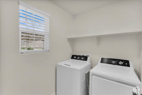 Tiny photo for 2310 E ARENA ROJA DR, Washington, UT 84780 (MLS # 2187385)