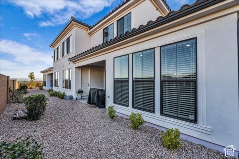 Tiny photo for 2310 E ARENA ROJA DR, Washington, UT 84780 (MLS # 2187385)