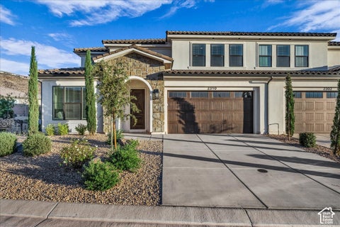 Photo of 2310 E ARENA ROJA DR, Washington, UT 84780 (MLS # 2187385)
