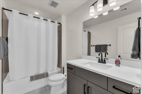 Tiny photo for 2310 E ARENA ROJA DR, Washington, UT 84780 (MLS # 2187385)