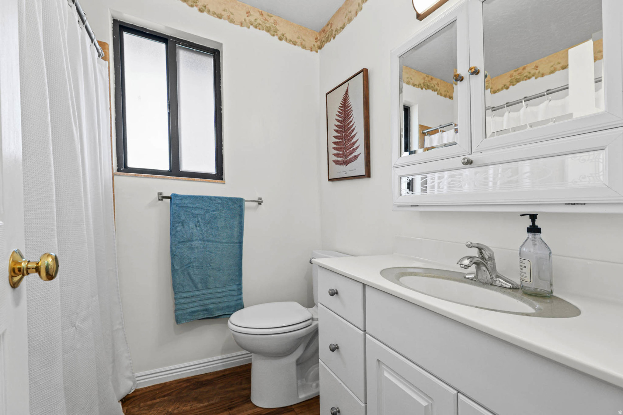 ALAND OF HONEY - Residential