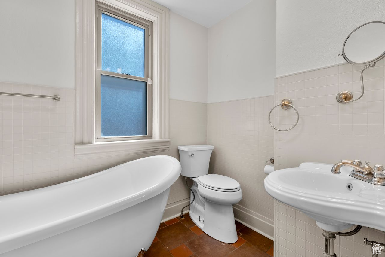 NORWOOD PLACE - Residential