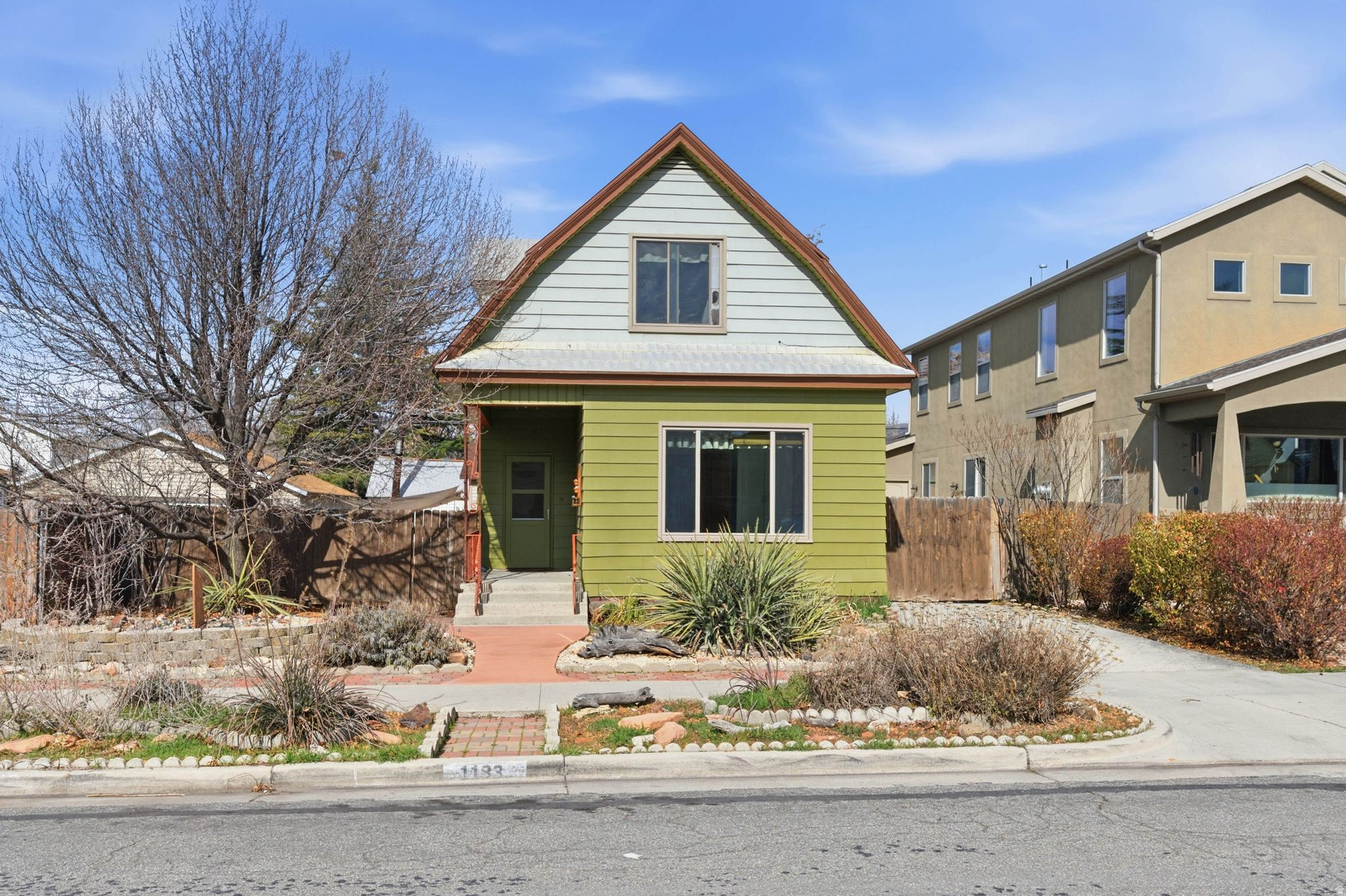 NORWOOD PLACE - Residential