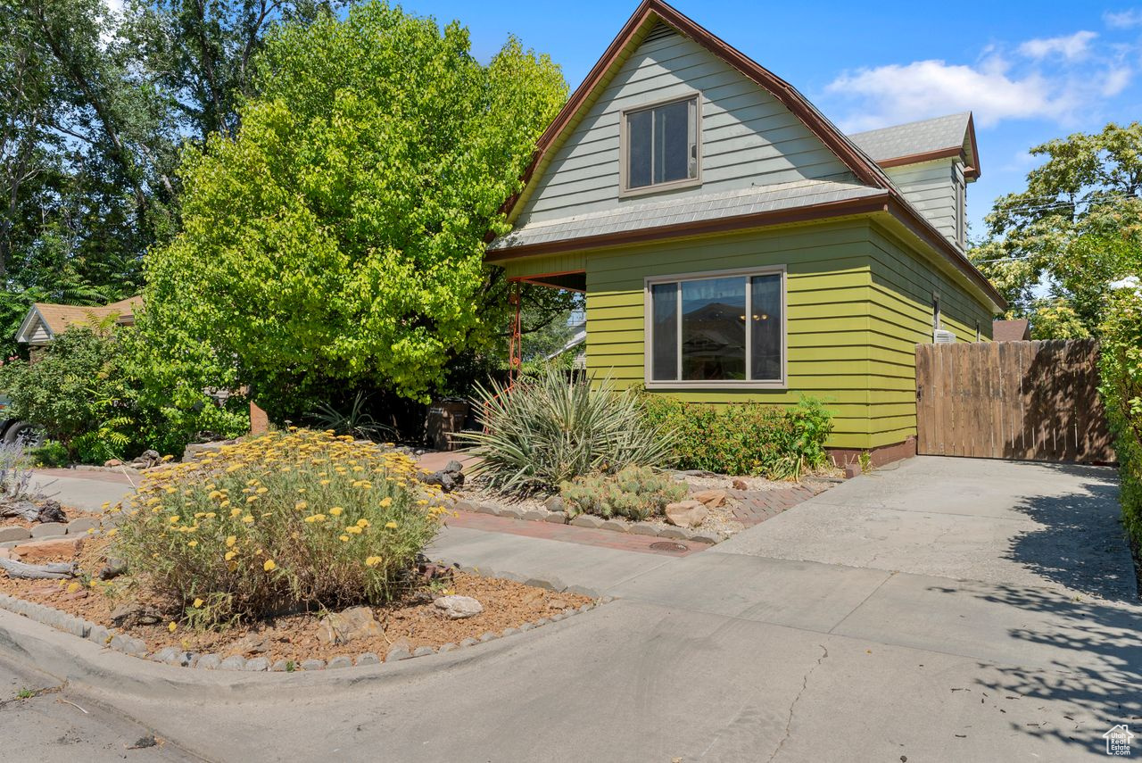 NORWOOD PLACE - Residential