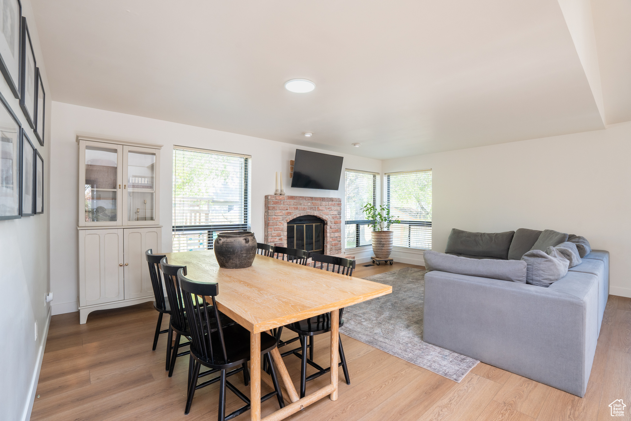 900 Ash Dr, Layton, Utah image 2