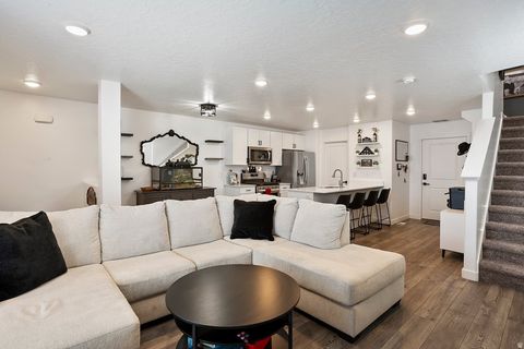 Tiny photo for 948 E HERCULES CT #179, Layton, UT 84040 (MLS # 2136290)