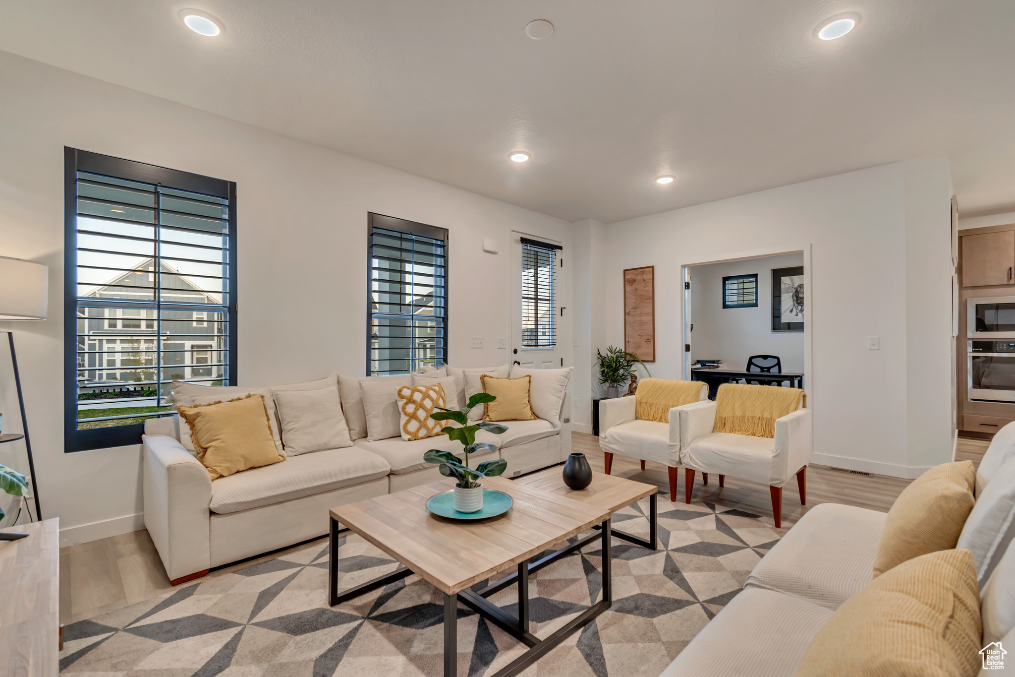 DAYBREAK - Residential