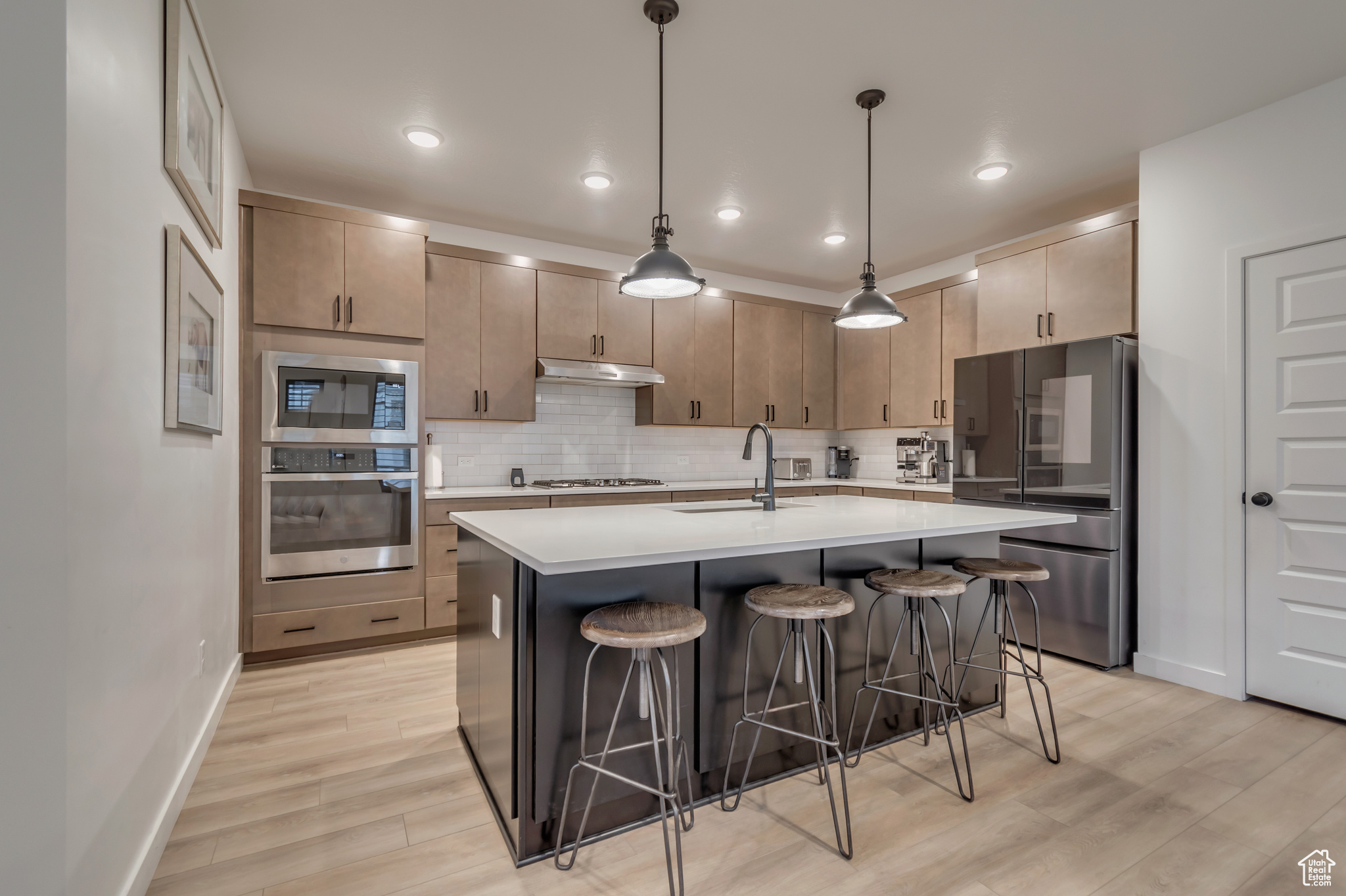 DAYBREAK - Residential