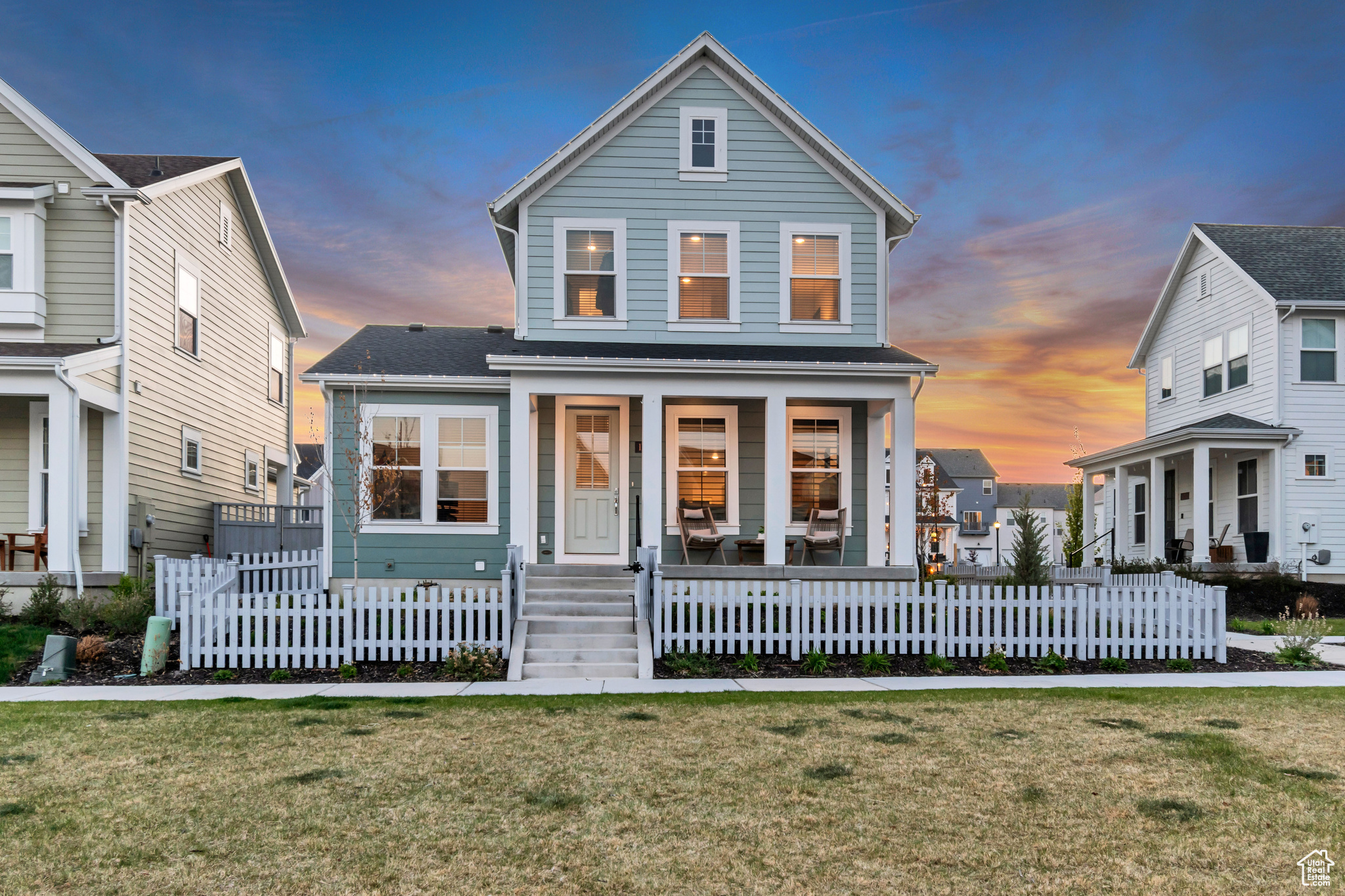 DAYBREAK - Residential