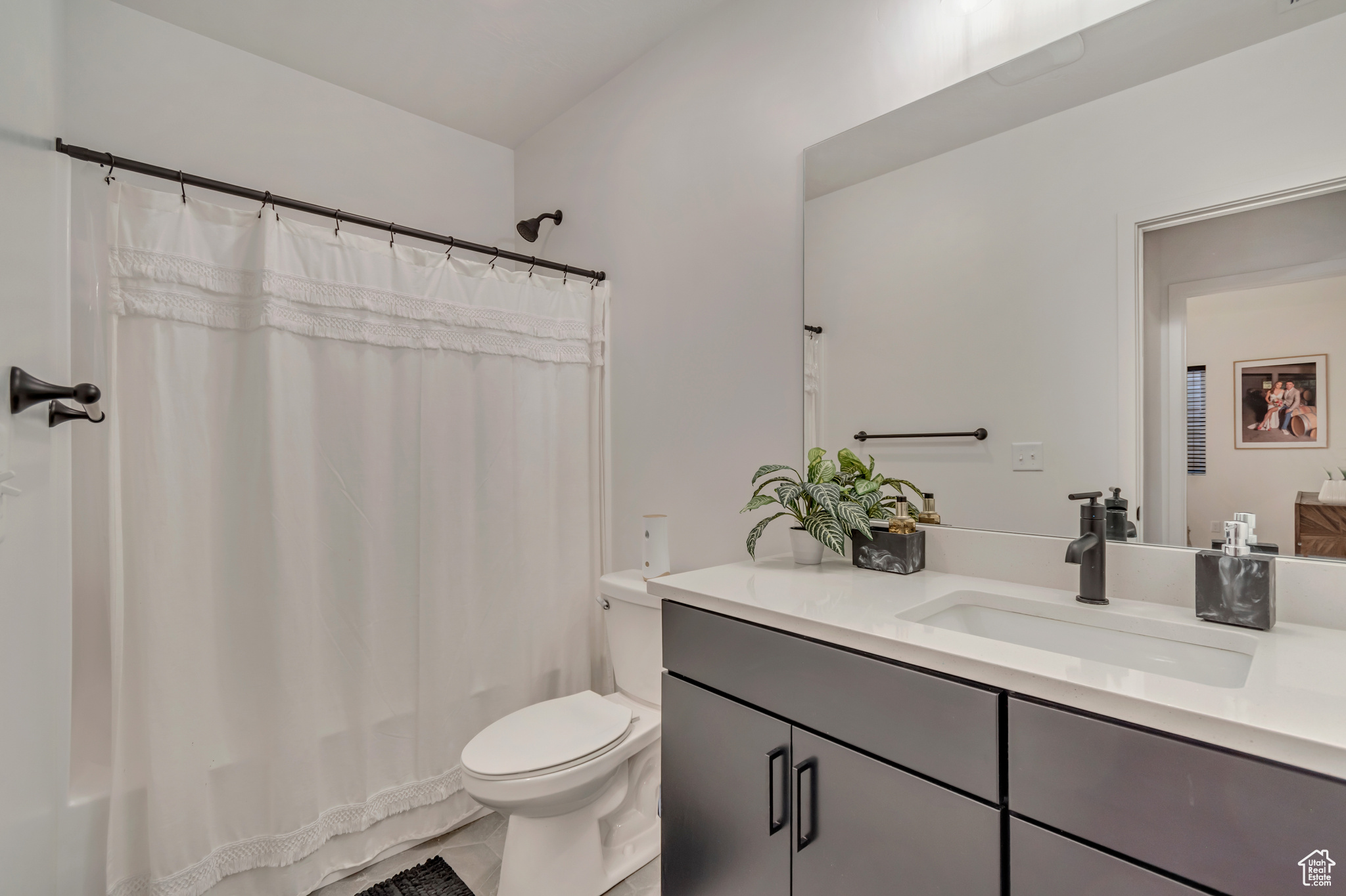 DAYBREAK - Residential