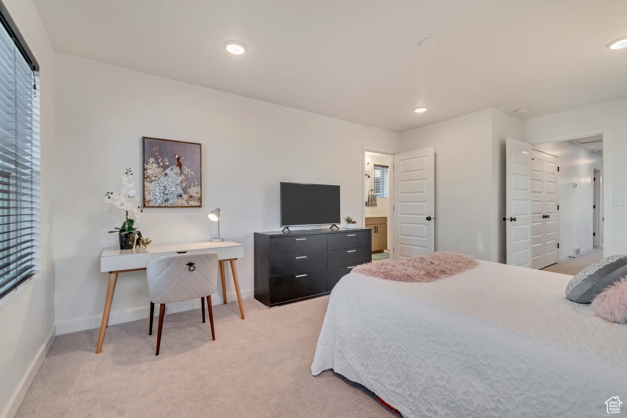 DAYBREAK - Residential