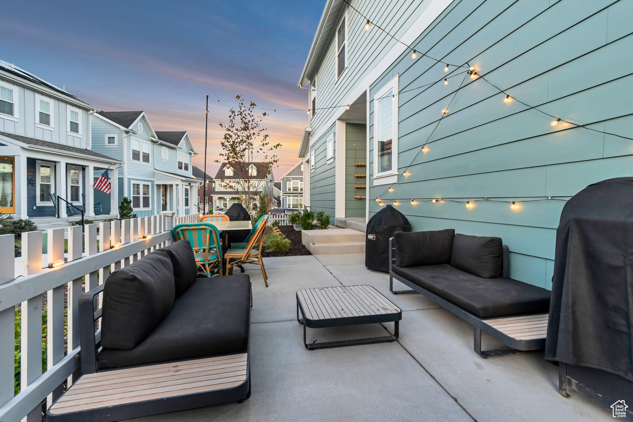 DAYBREAK - Residential