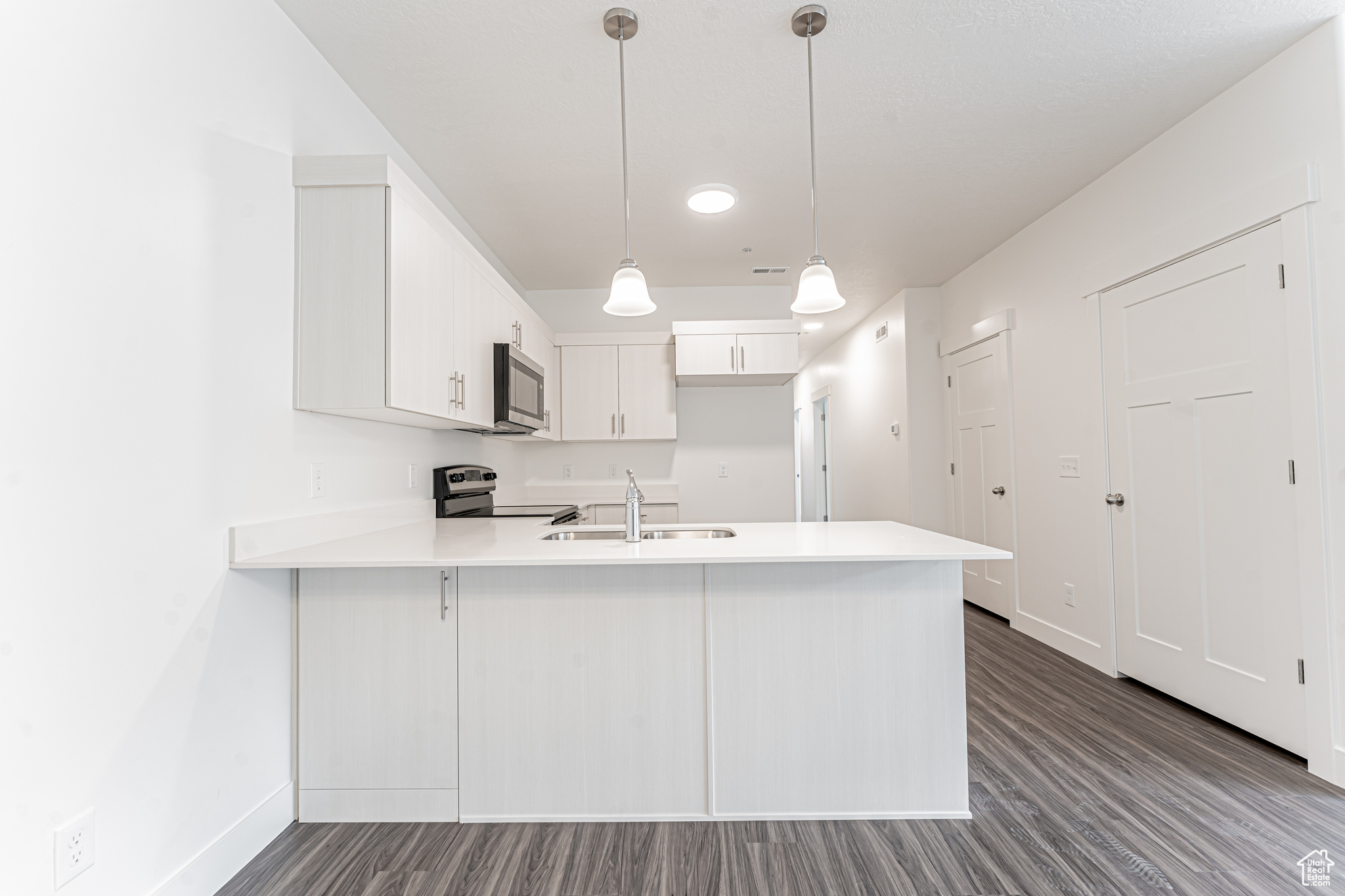 13688 S Hanley Ln #JJ203, Riverton, Utah image 5