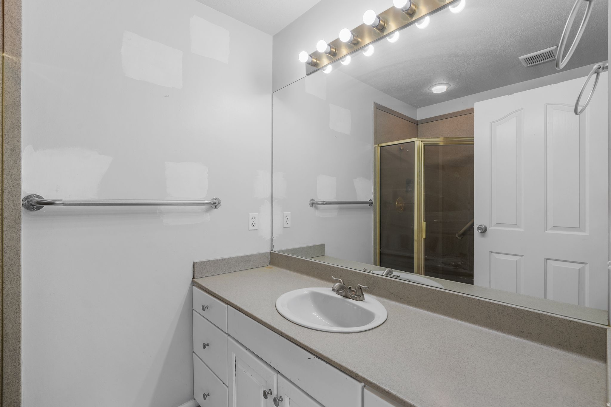 SUNDOWN NO 1 - Residential