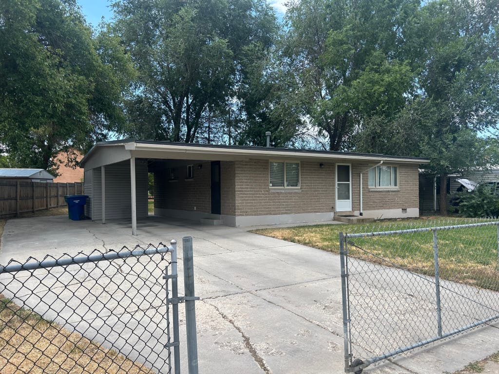 Photo of 633 E 800 N, Ogden, UT 84404 (MLS # 2174374)