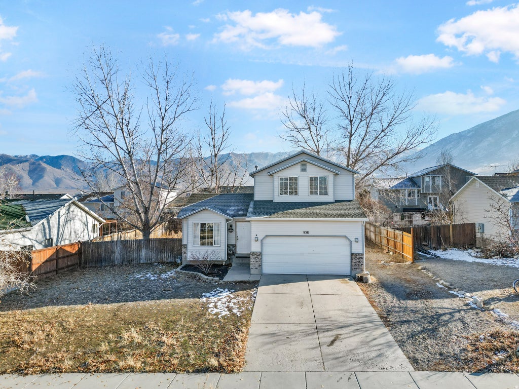 Photo of 938 N 1430 E, Tooele, UT 84074 (MLS # 2186553)