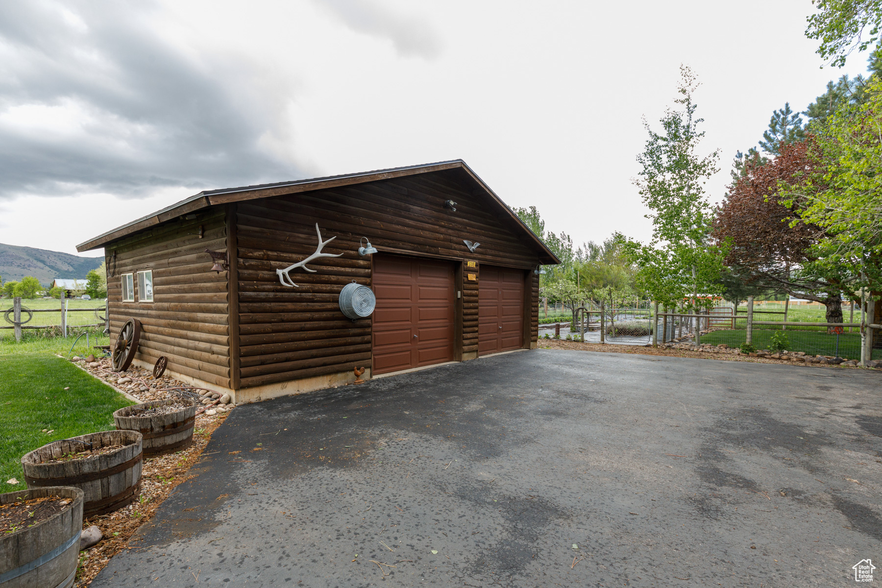 448 S 8600, Huntsville, Utah image 35