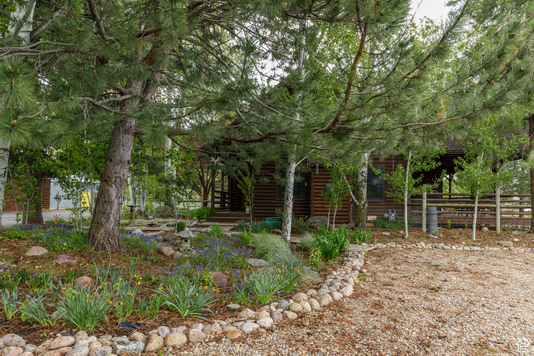 448 S 8600, Huntsville, Utah image 45