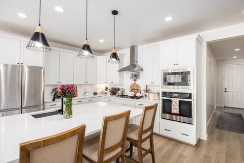 Photo of 1074 E BLAZING SUN DR. N #326, Eagle Mountain, UT 84005 (MLS # 2107519)