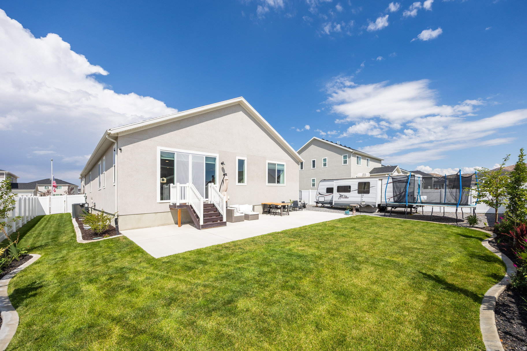 PONY EXPRESS ESTATES - Residential