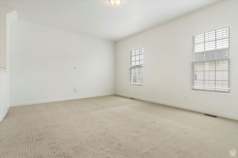 Tiny photo for 5377 W BOWSTRING WAY, South Jordan, UT 84009 (MLS # 2088104)