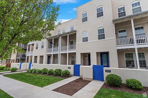 Tiny photo for 5377 W BOWSTRING WAY, South Jordan, UT 84009 (MLS # 2088104)