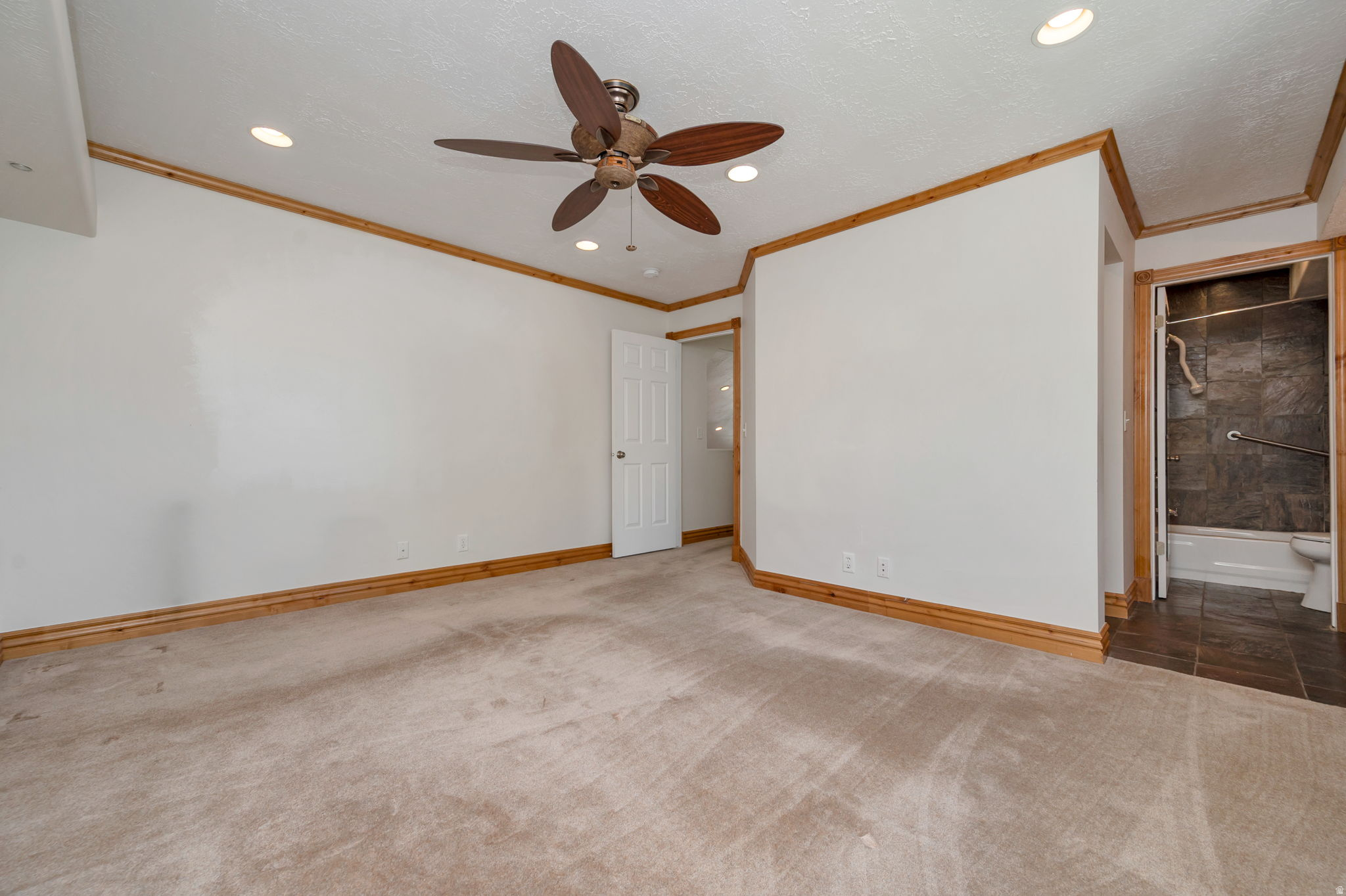 SOUTH MEADOW - Residential