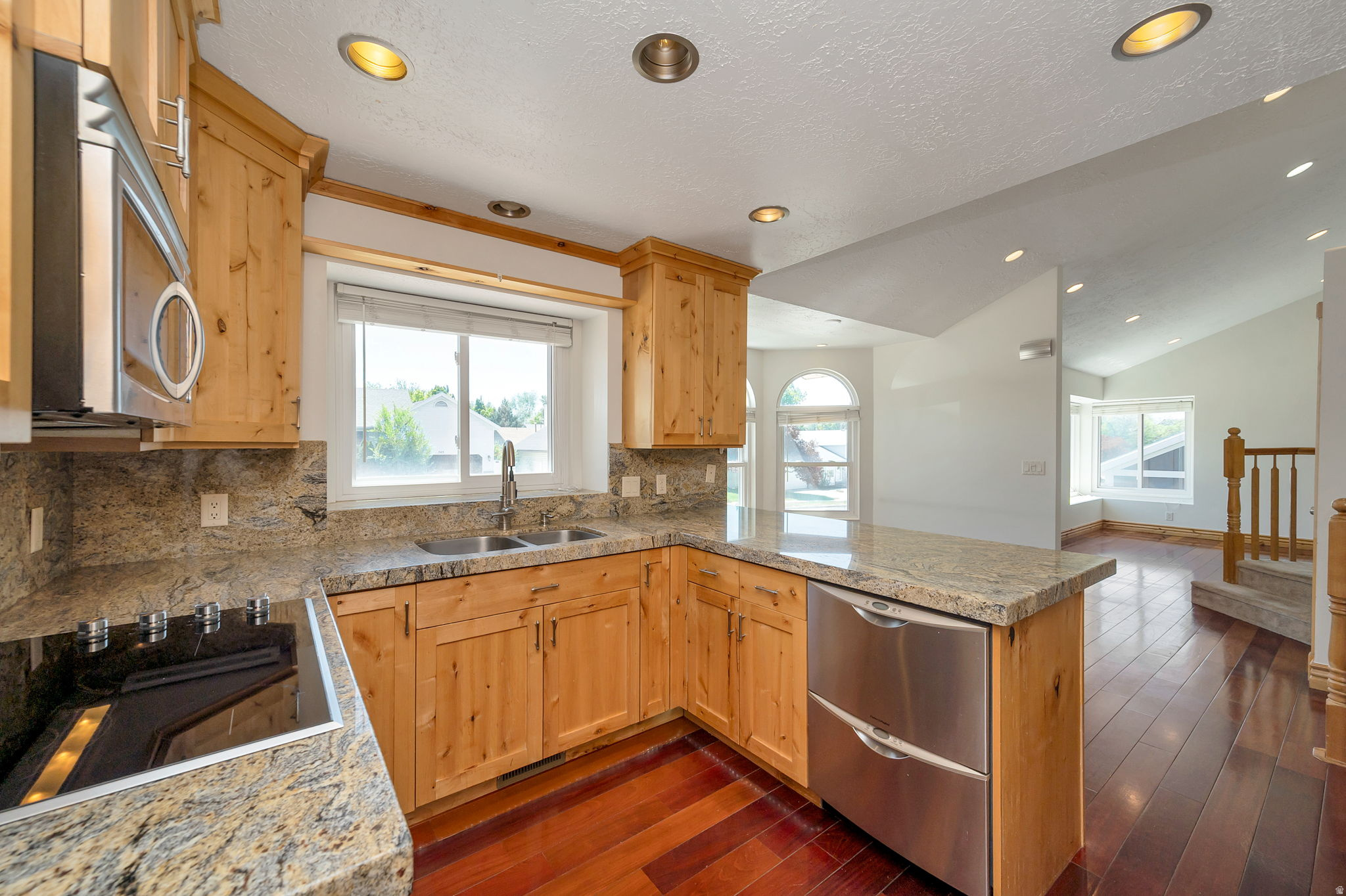 SOUTH MEADOW - Residential