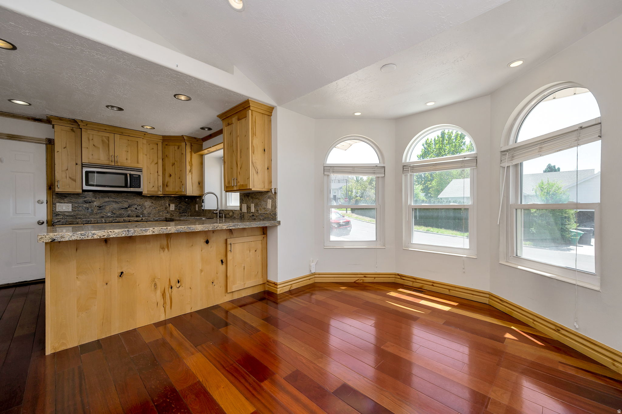 SOUTH MEADOW - Residential