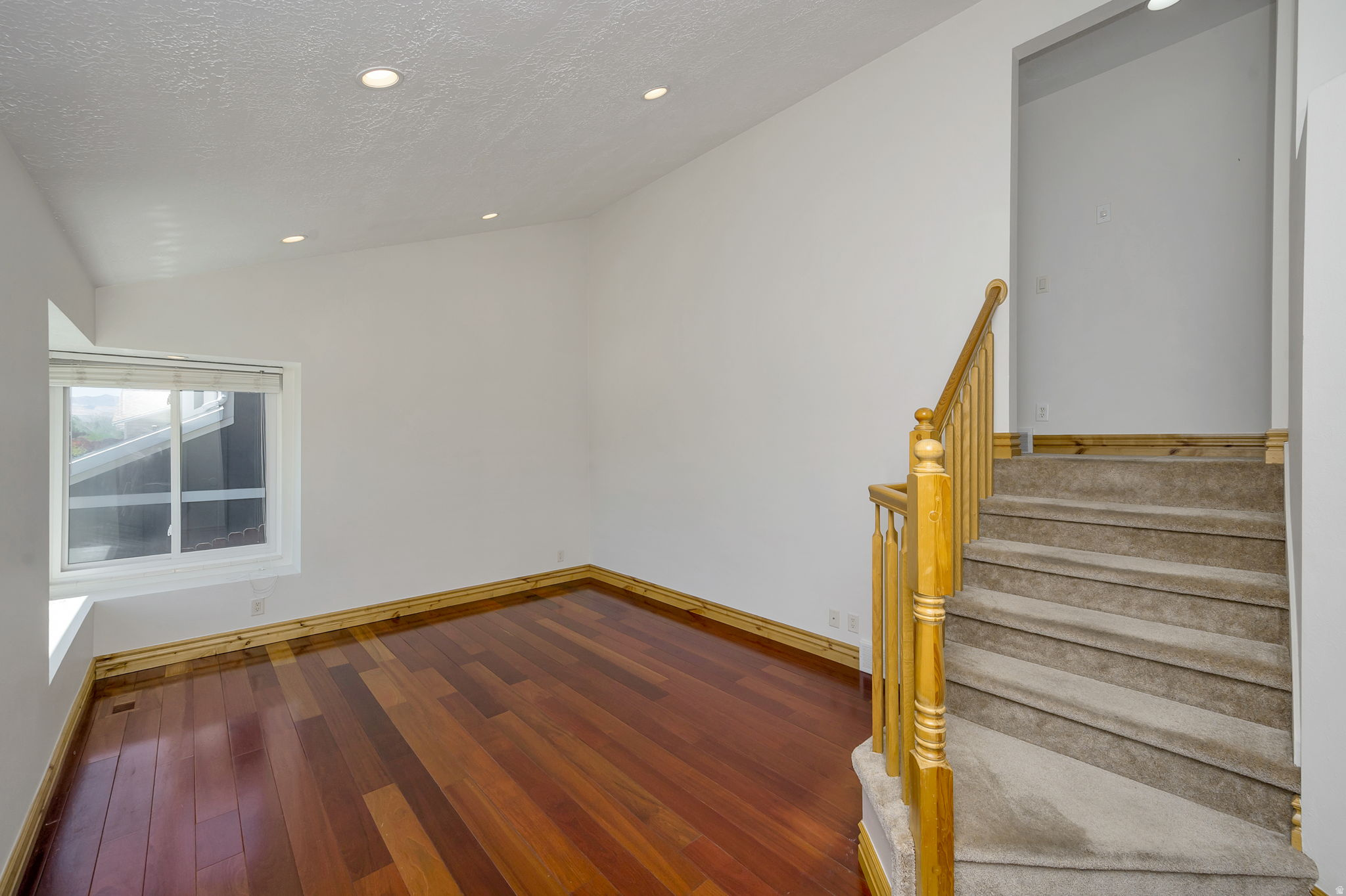 SOUTH MEADOW - Residential