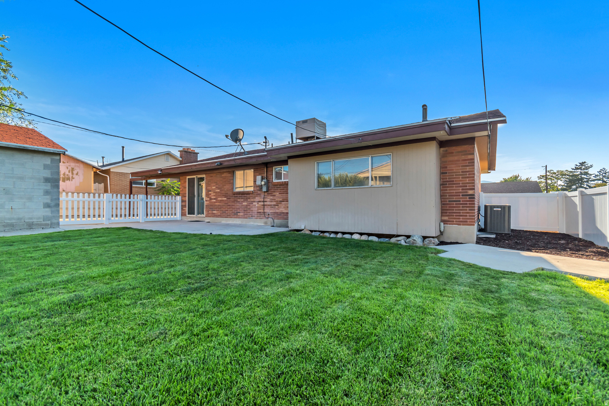 MEADOWS - Residential